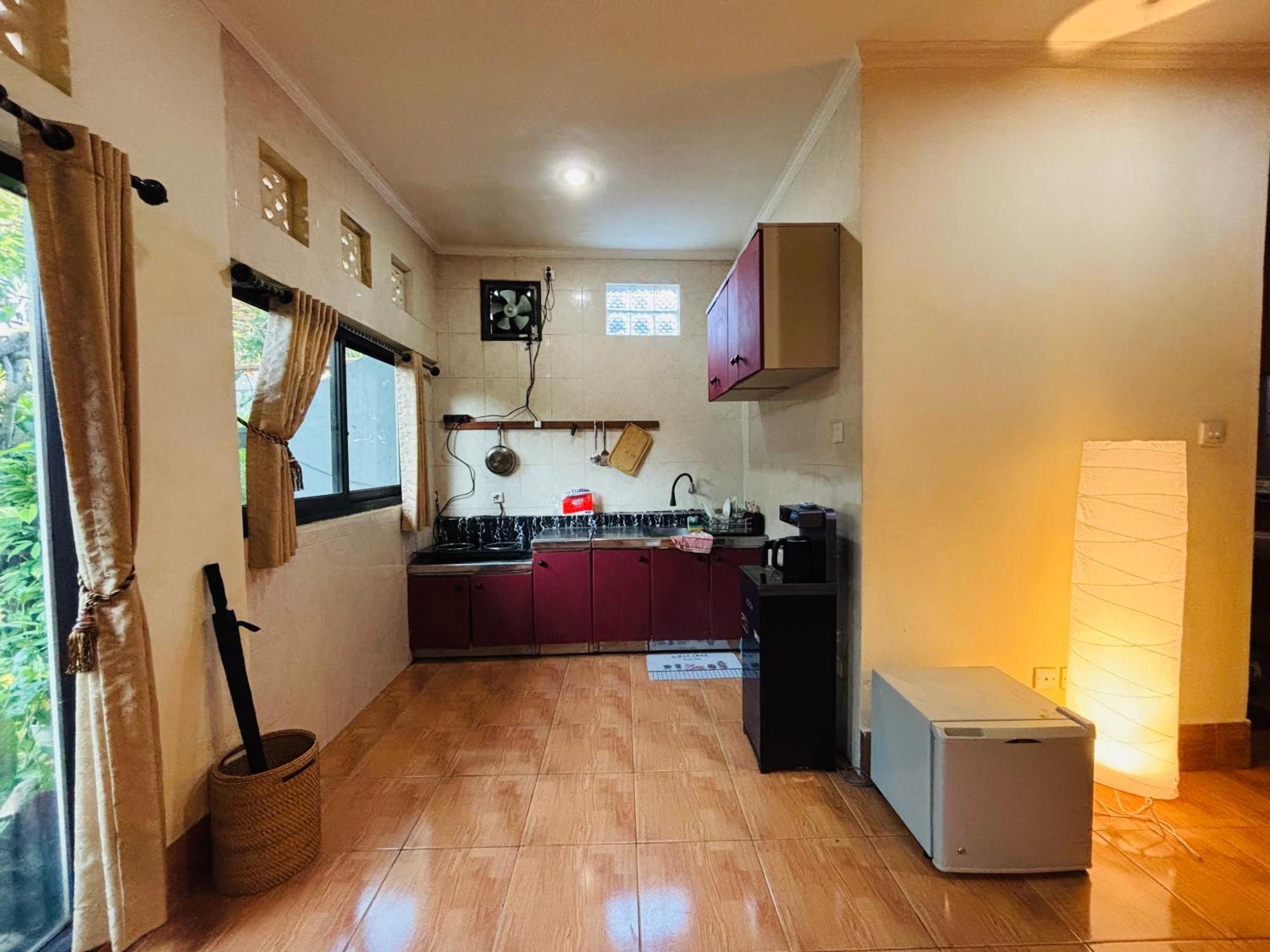 Mama Mega Homestay Pesanggaran Exterior foto